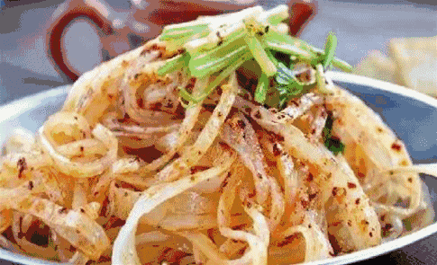 凉皮凉面(图1) 凉皮凉面(图1)